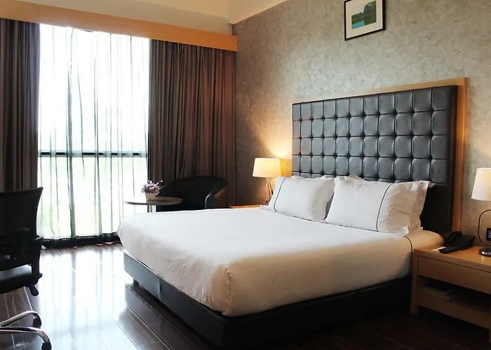Symphony Suites Hotel